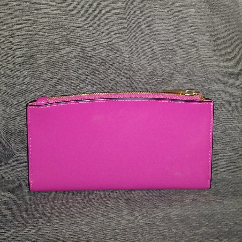 Big Pink Wallet - Picture 2 of 8